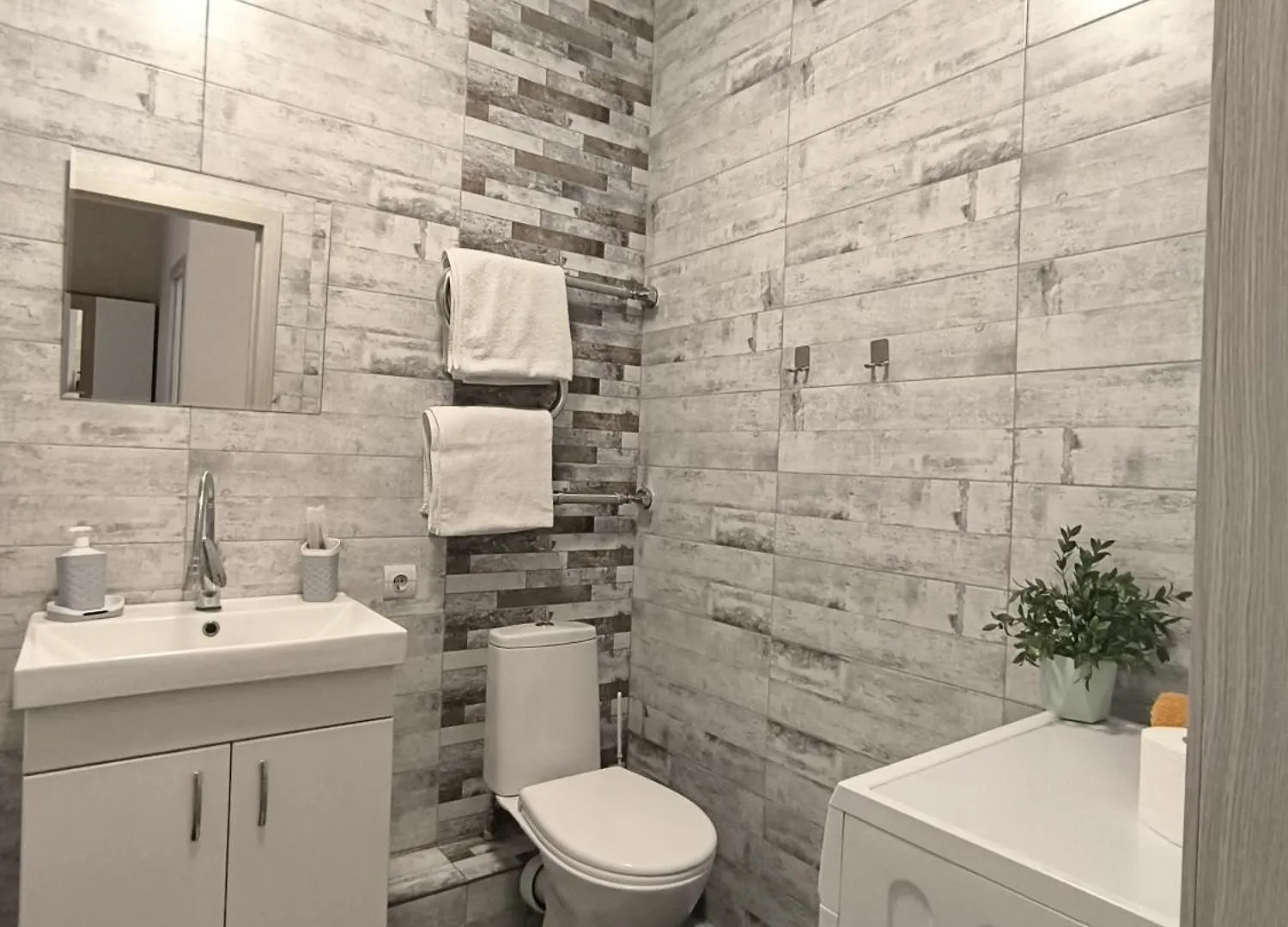 Уютная Евродвушка В Центре, Жк Атлант Almaty Apartment